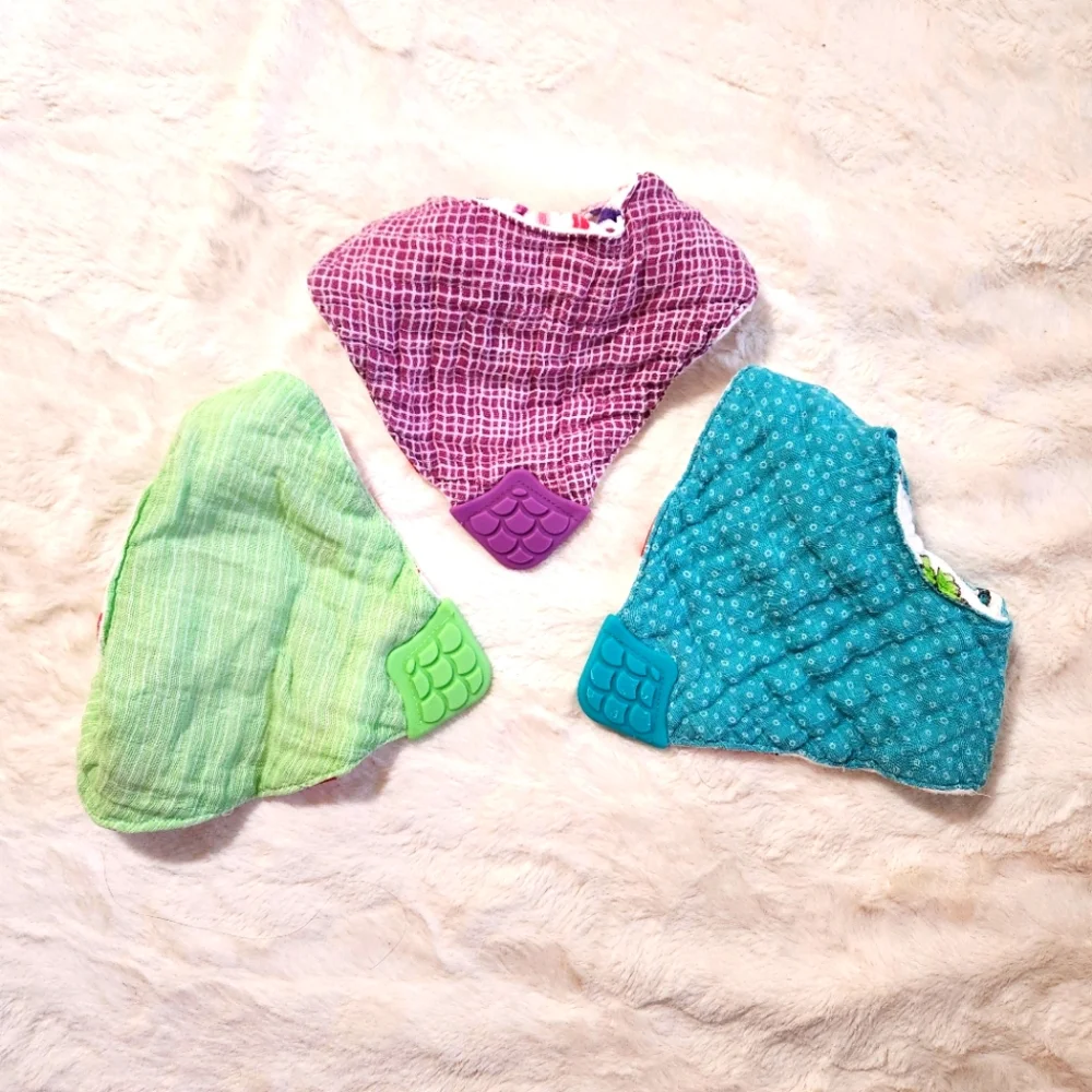 Nuby Reversible 100% Natural Cotton Muslin 3 Piece Teething Bibs